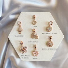 Load image into Gallery viewer, Alice Crystal Bracelet (Love, Networking, Happiness and Calmness)