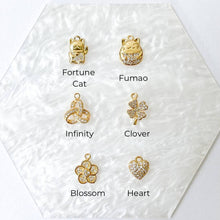 Load image into Gallery viewer, Cyane Crystal Bracelet - OCEAN LARIMAR COLLECTION