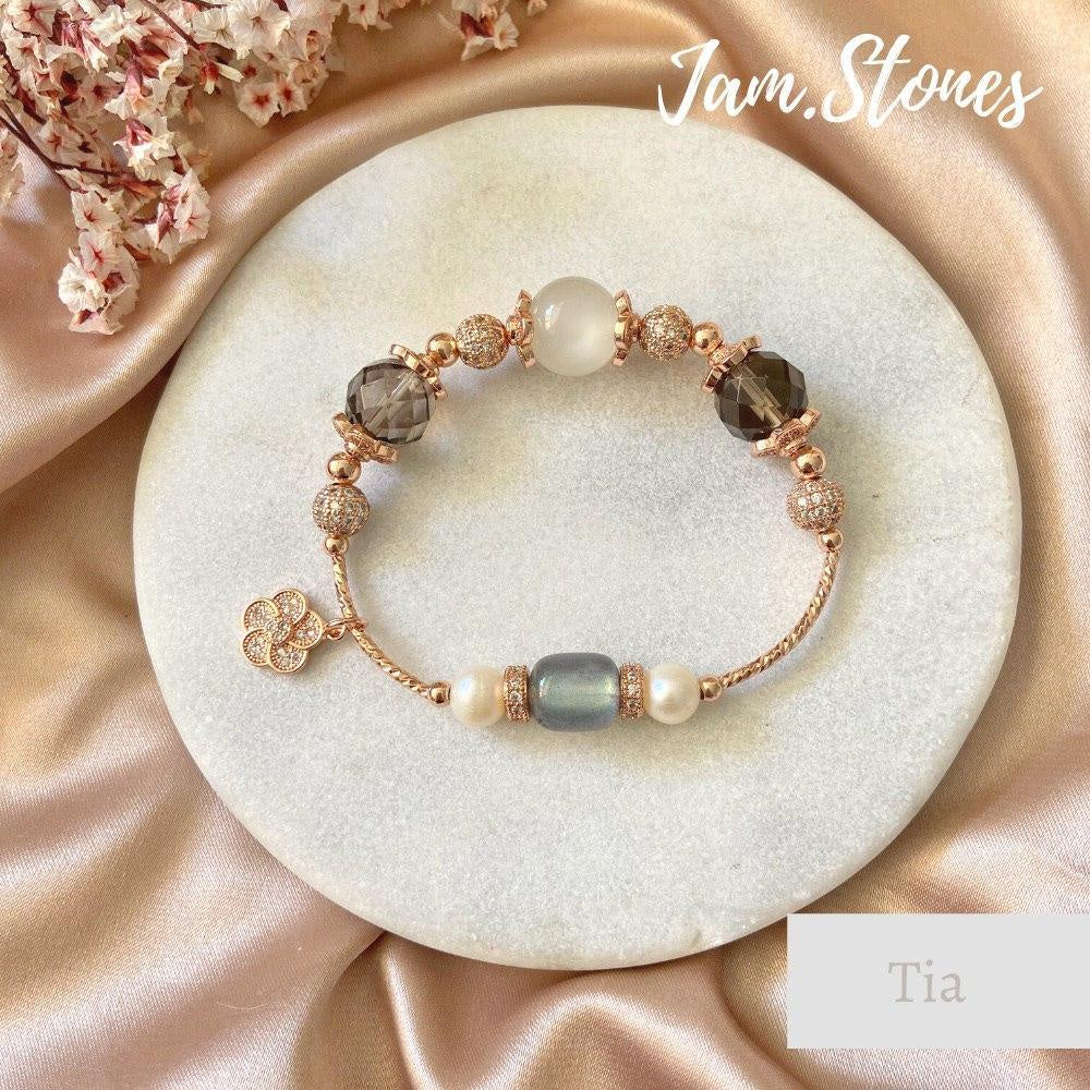 Tia Crystal Bracelet [Wealth and Wisdom]
